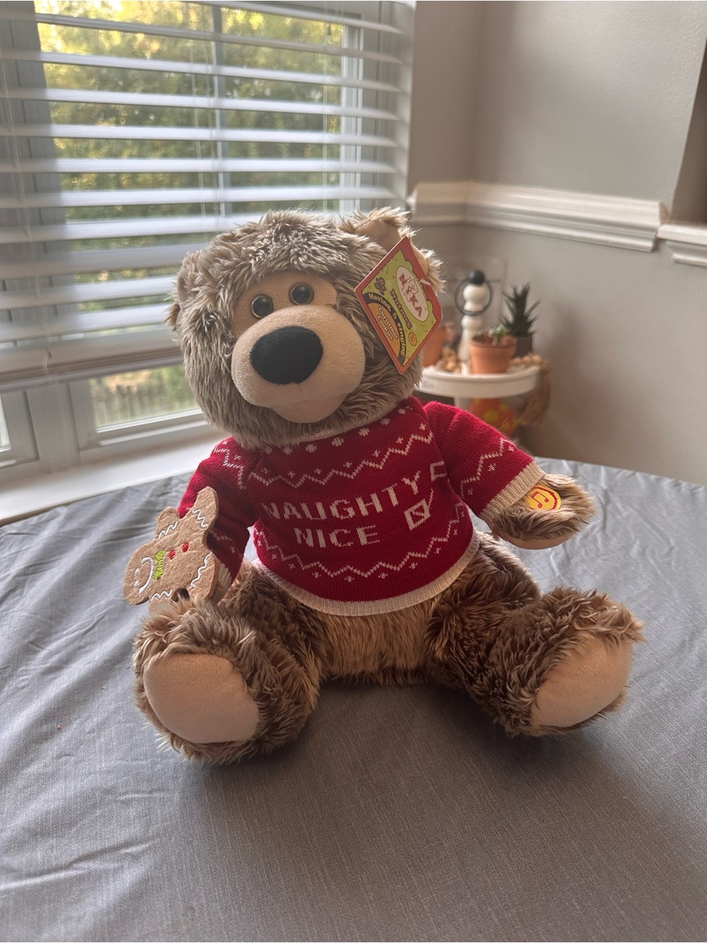 Nika Nutmeg Moving & Singing Christmas Cookies plush bear